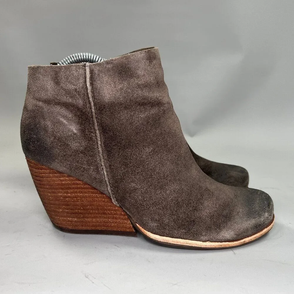 Kork-Ease Natalya Ankle Booties Women's 8 Taupe Suede Leather Wedge Ankle‎ Boots